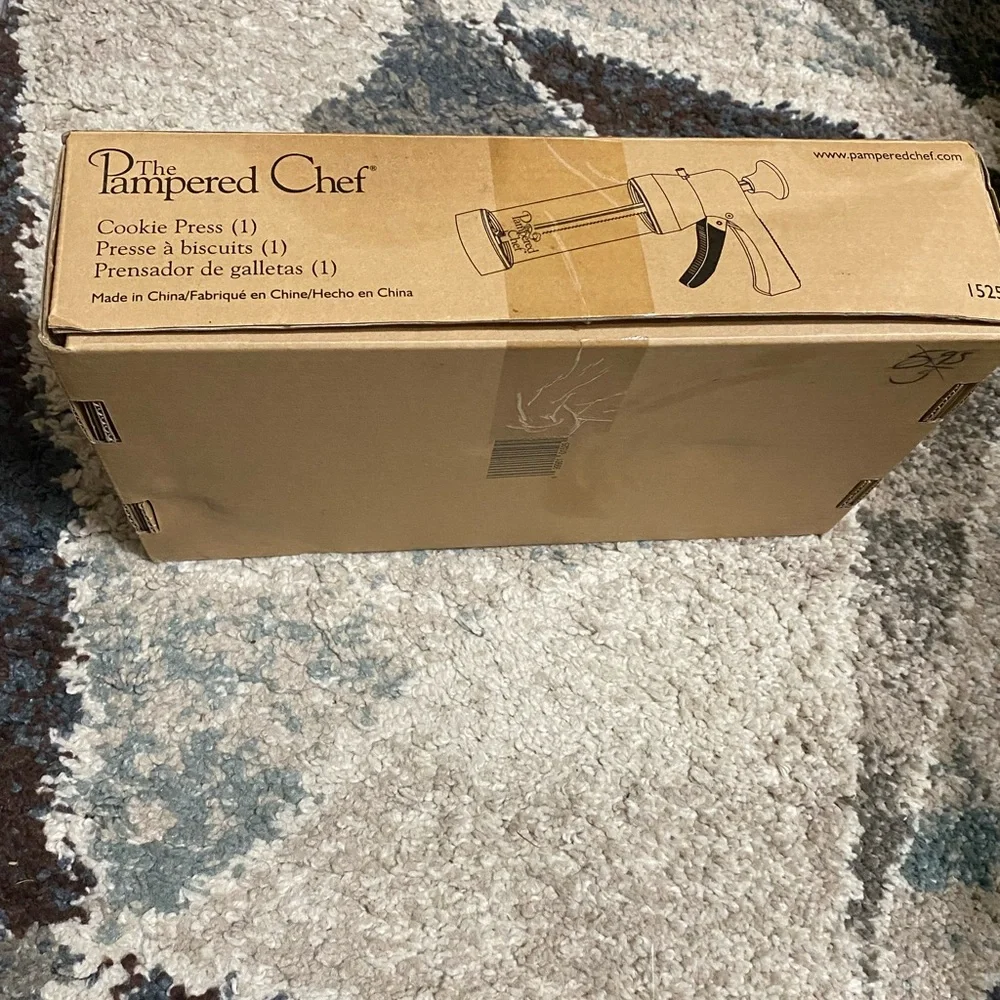 Pampered Chef Cookie Press with‎ Discs Missing 2 Discs